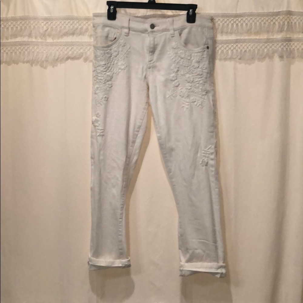 Anthropologie white cropped embroidered jeans